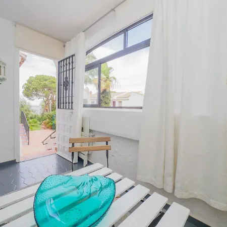 Apartment Cubo's Acacias